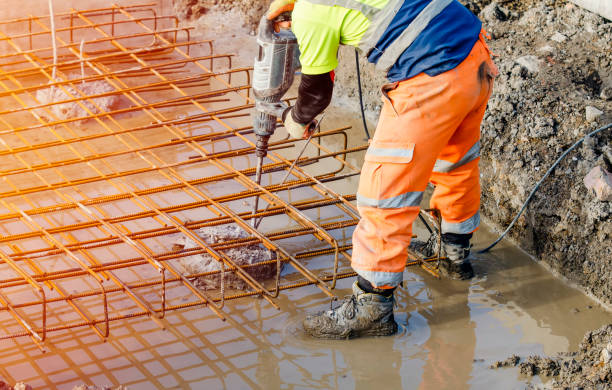 Best Concrete Pool Decks in Eaton Rapids, MI